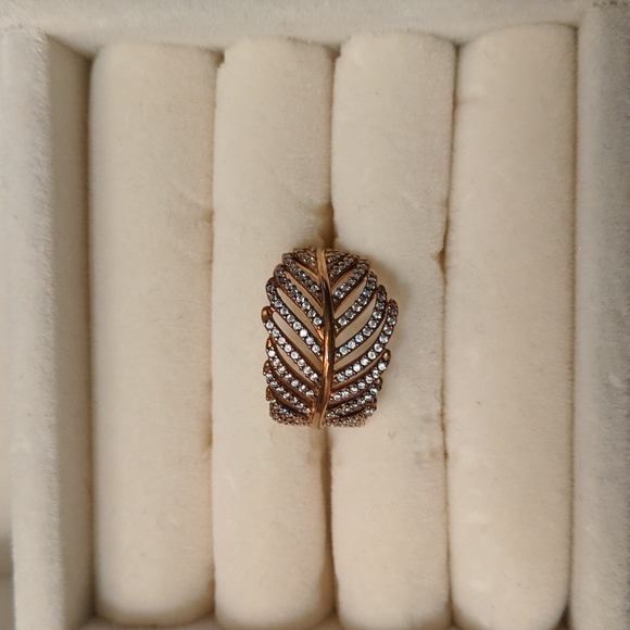 PANDORA Rose™ Light As A Feather Ring - Picture 2 of 5